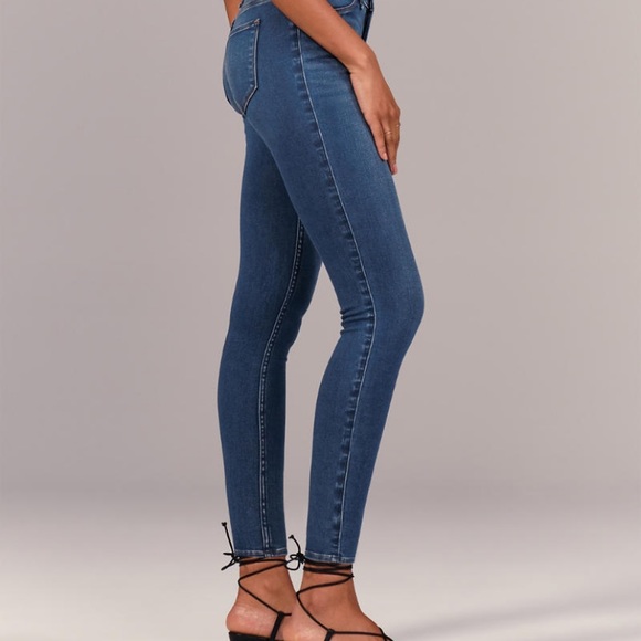 Abercrombie Fitch Harper Low Rise Leg 